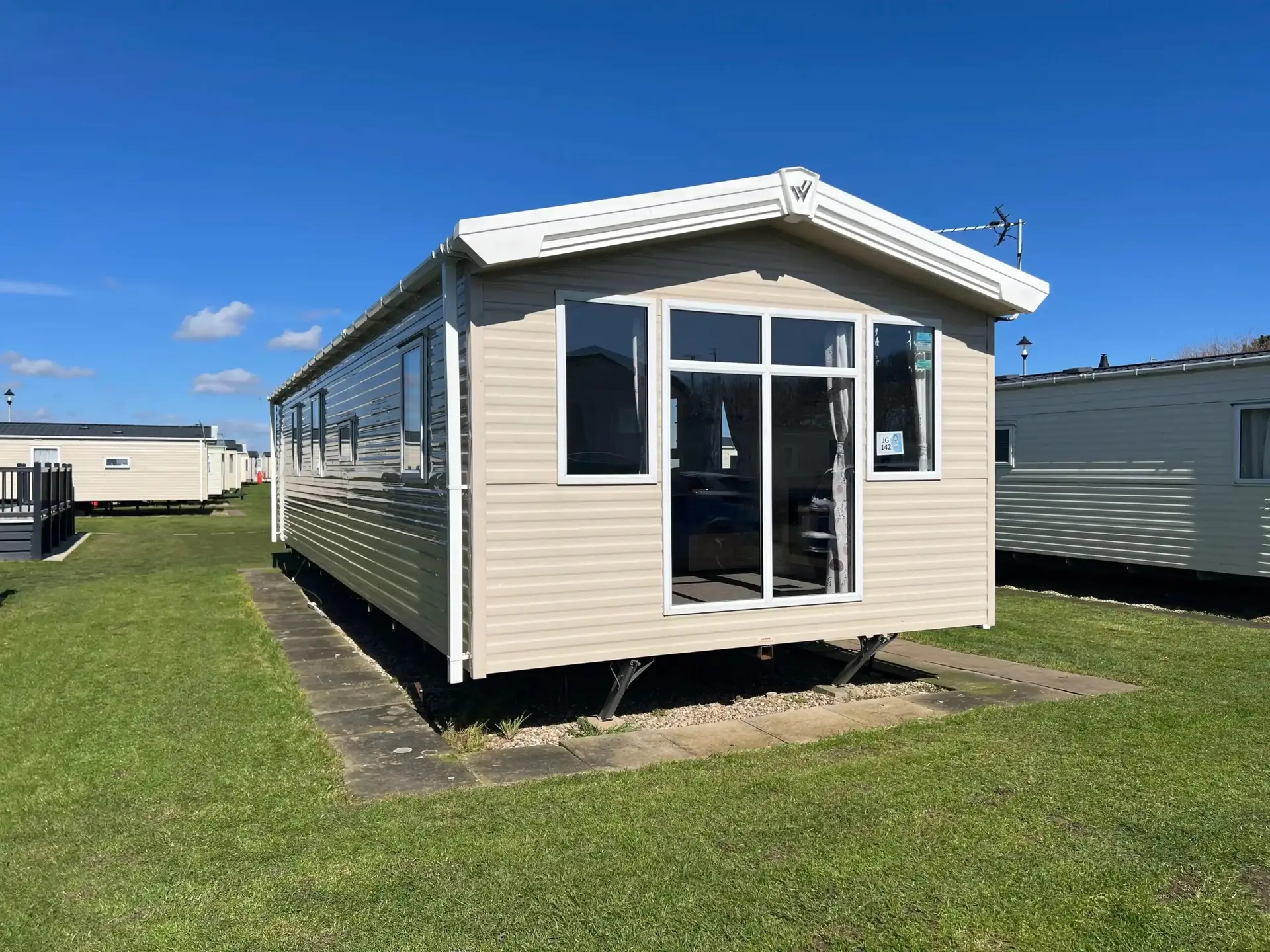 2 Bedroom Holiday Home